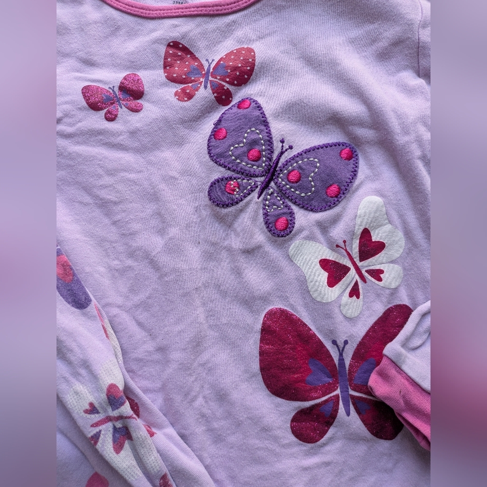 💟10/20$ Girls' Lavender Butterfly Pajama Set - Brand Unknown